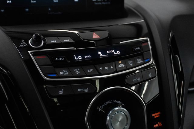 Used 2025 Acura RDX SH-AWD image 25