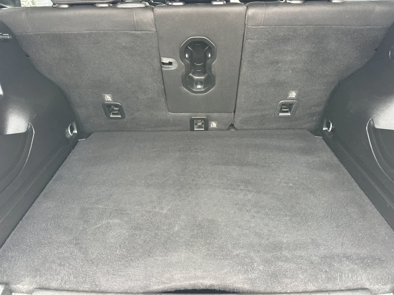 Used 2021 Jeep Renegade Latitude w/ Convenience Group AWD/4WD image 16