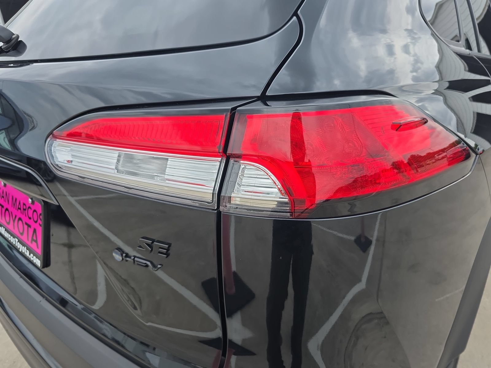 Used 2025 Toyota Corolla Cross AWD Hybrid image 29
