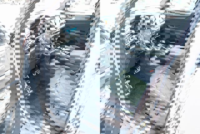 New 2026 Volkswagen Atlas Cross Sport SEL Premium R-Line image 16