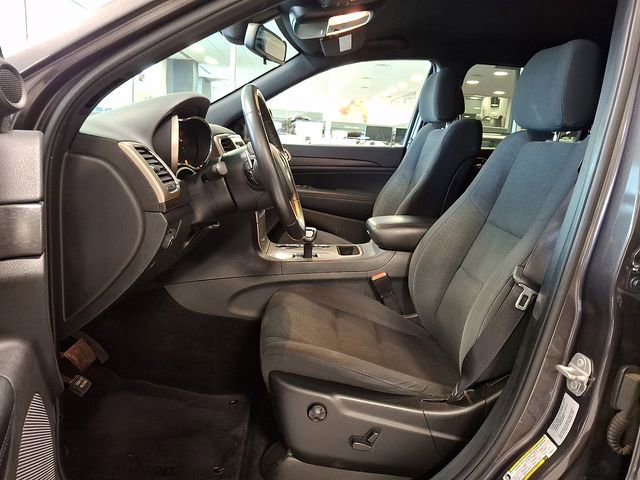 Used 2015 Jeep Grand Cherokee Laredo w/ Quick Order Package 23E image 13