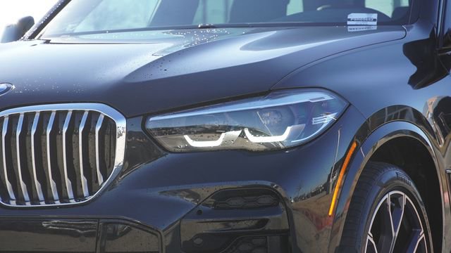 Used 2023 BMW X5 sDrive40i w/ M Sport Package image 4