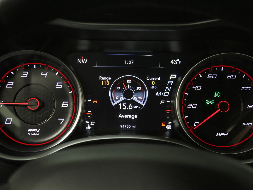 Used 2016 Dodge Charger SXT w/ Navigation & Travel Group image 8