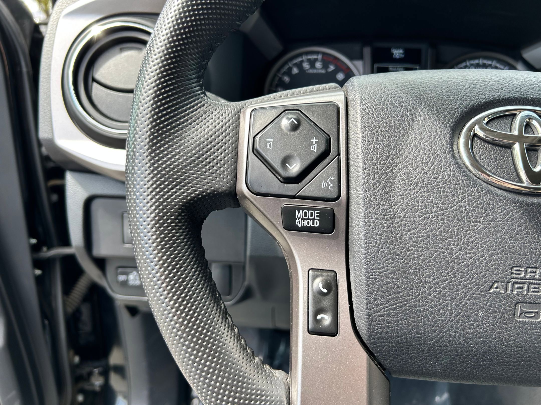 Certified 2023 Toyota Tacoma SR5 image 14