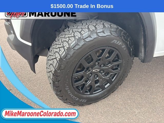 Used 2023 Chevrolet Colorado Trail Boss w/ Advanced Trailering Package AWD/4WD image 9