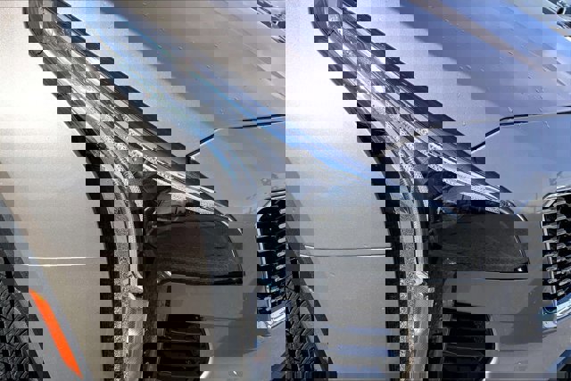 Used 2023 Cadillac XT4 Luxury w/ Cold Weather Package image 28