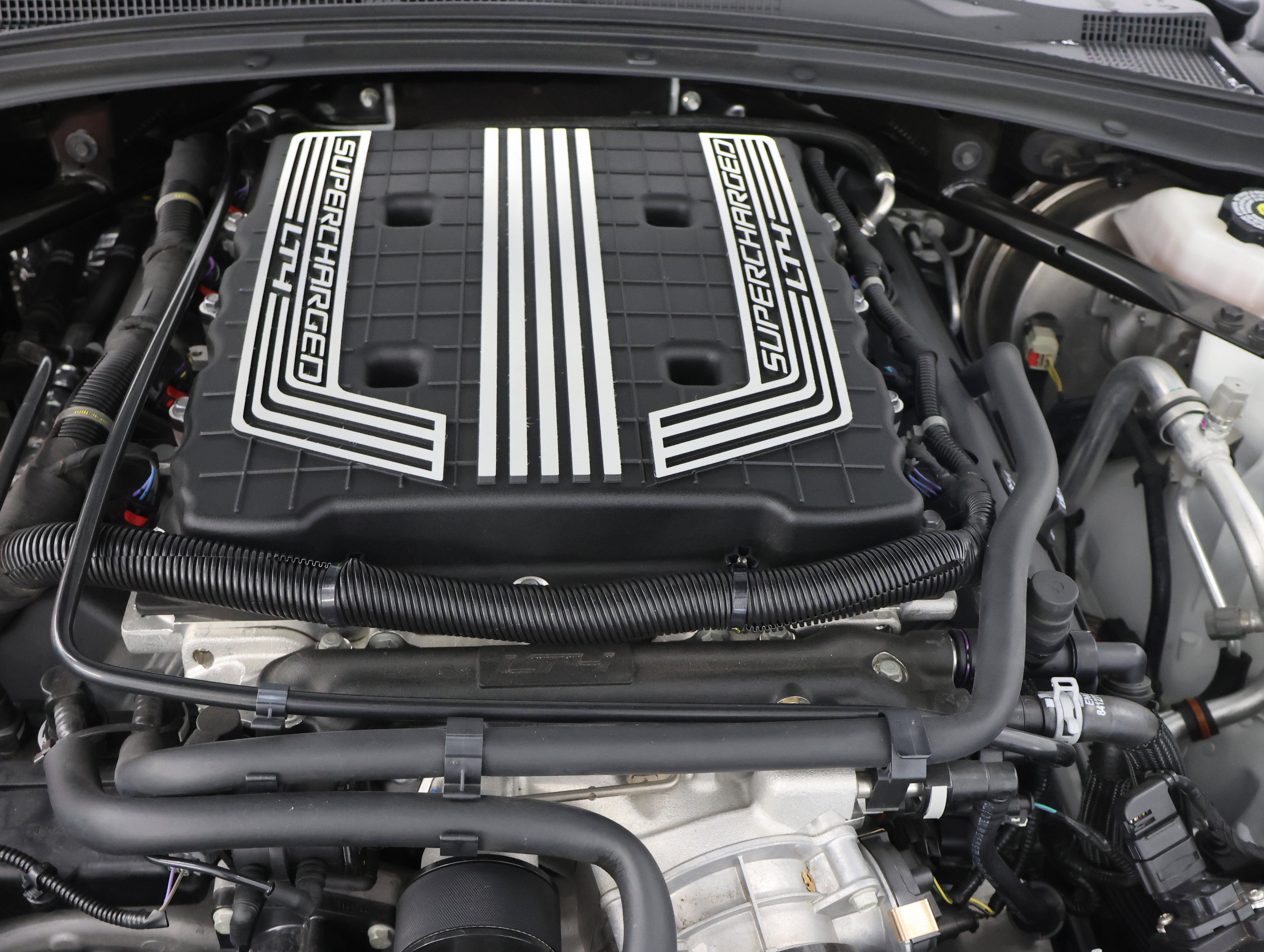 Used 2018 Chevrolet Camaro ZL1 RWD image 19