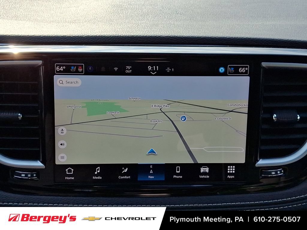 Used 2025 Chrysler Pacifica Limited FWD image 21