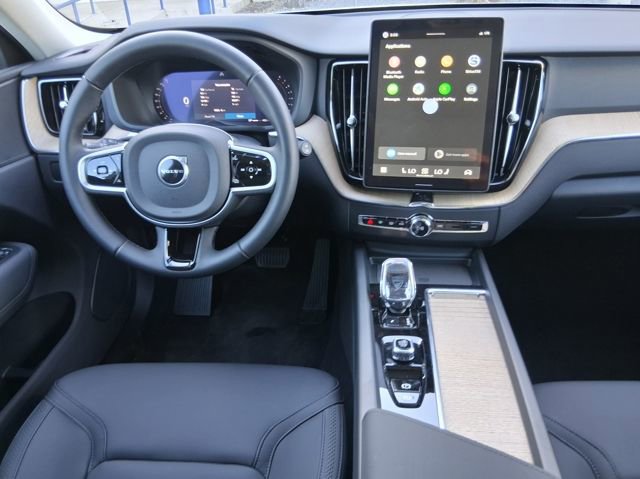 New 2026 Volvo XC60 B5 Core AWD/4WD image 10