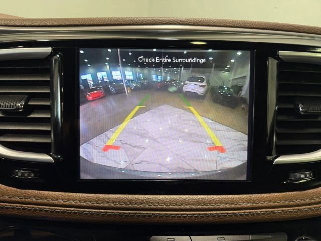 Used 2020 Chrysler Pacifica Limited FWD image 21