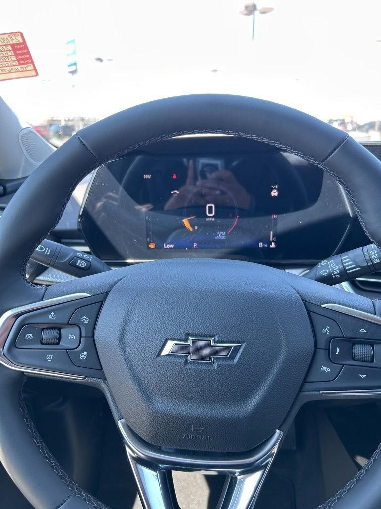 New 2026 Chevrolet Trax ACTIV w/ Driver Confidence Package FWD image 33