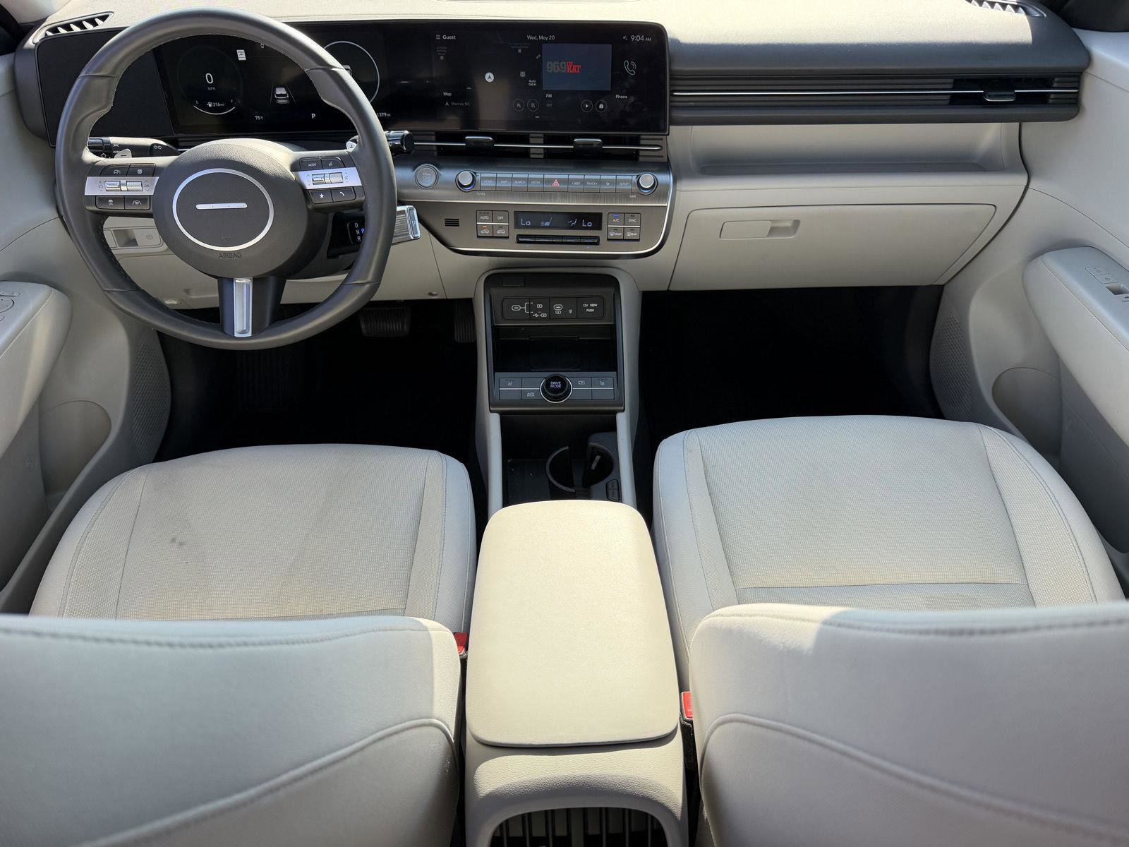 Used 2024 Hyundai Kona SEL w/ Convenience Package FWD image 6