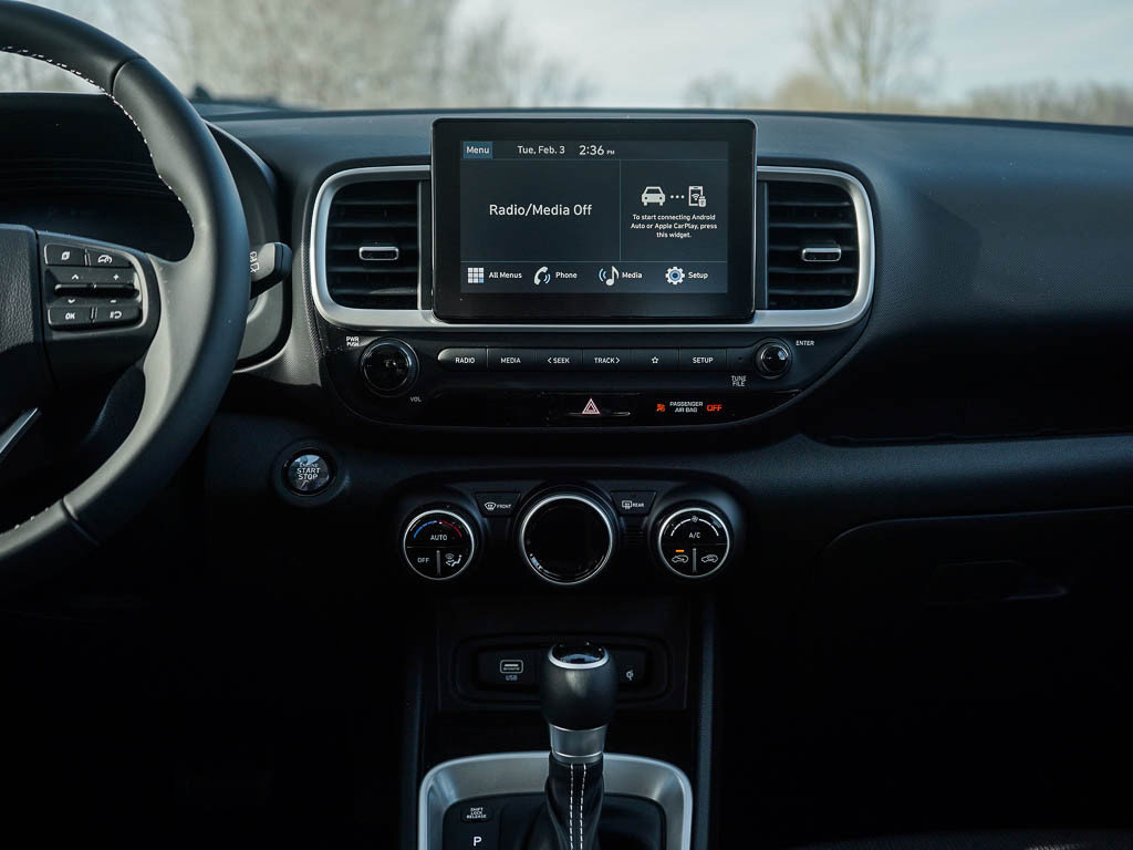 New 2026 Hyundai Venue SEL FWD image 16