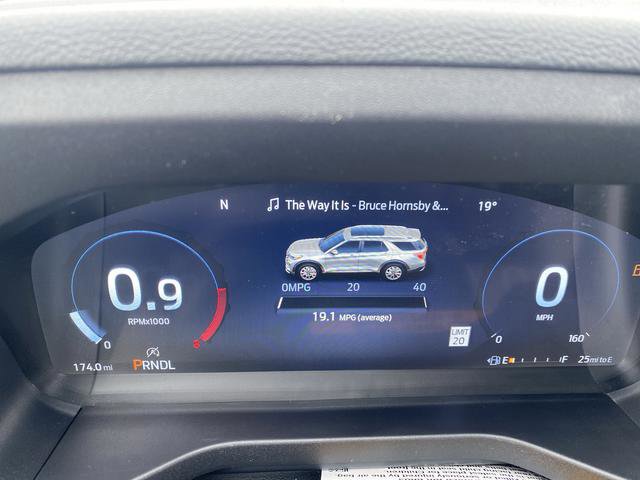 New 2026 Ford Explorer Platinum w/ LUX Leather Package image 17