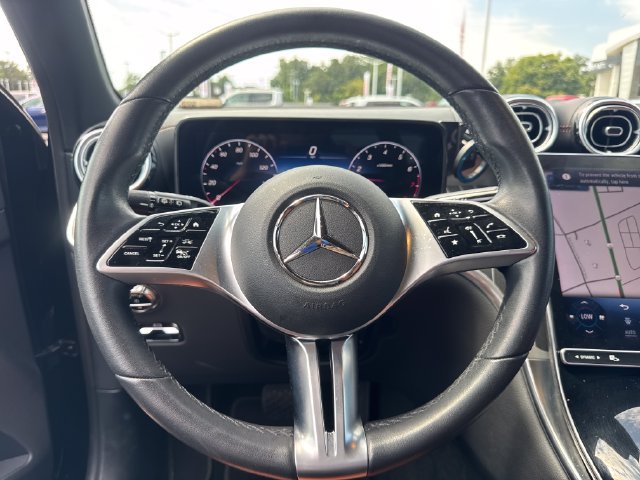 Used 2023 Mercedes-Benz GLC 300 4MATIC image 21