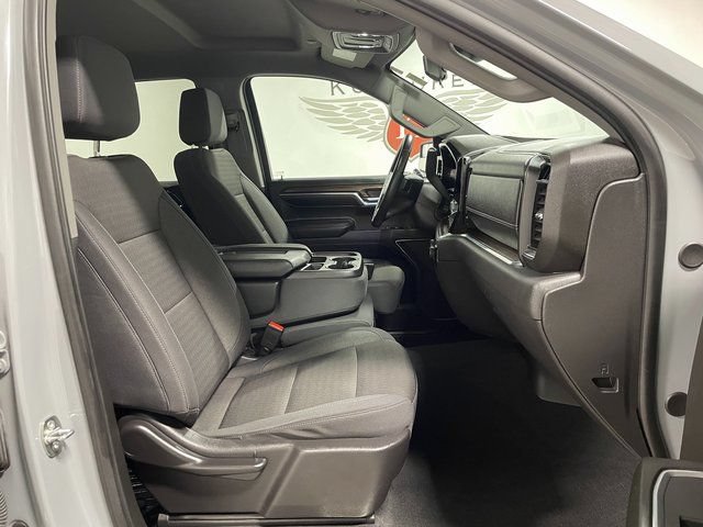 Used 2024 Chevrolet Silverado 1500 LT AWD/4WD image 22