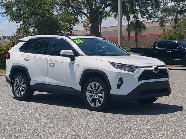 Used 2020 Toyota RAV4 XLE Premium FWD image 2