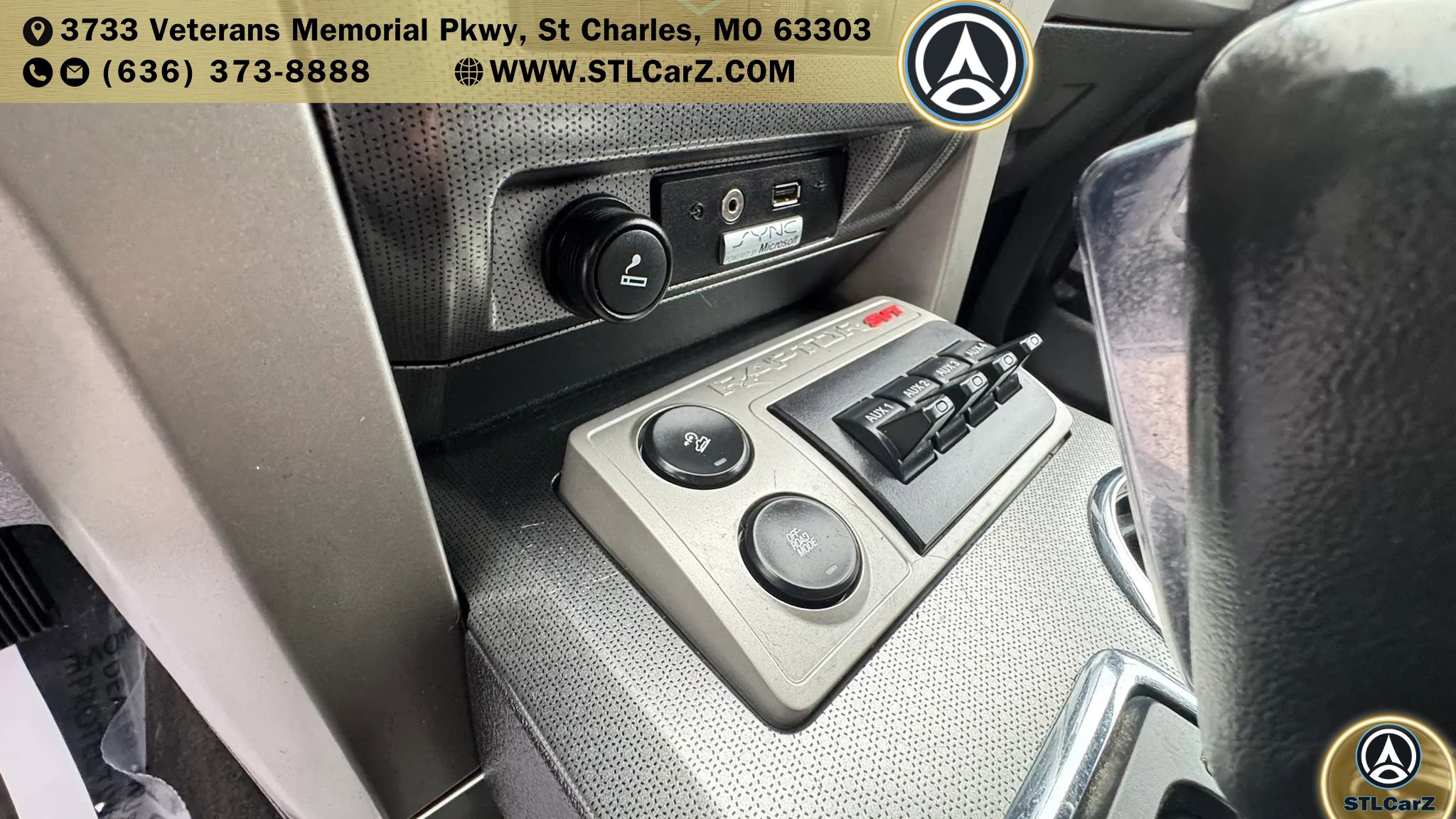 Used 2010 Ford F150 Raptor AWD/4WD image 13