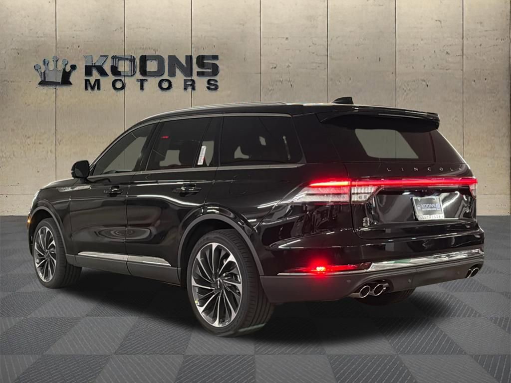 New 2026 Lincoln Aviator Reserve image 6