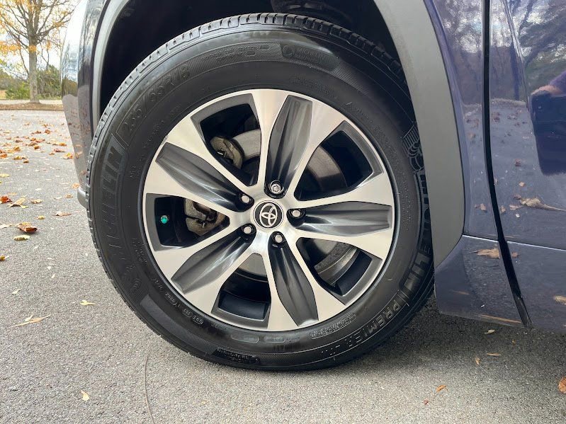 Used 2023 Toyota Highlander XLE image 51