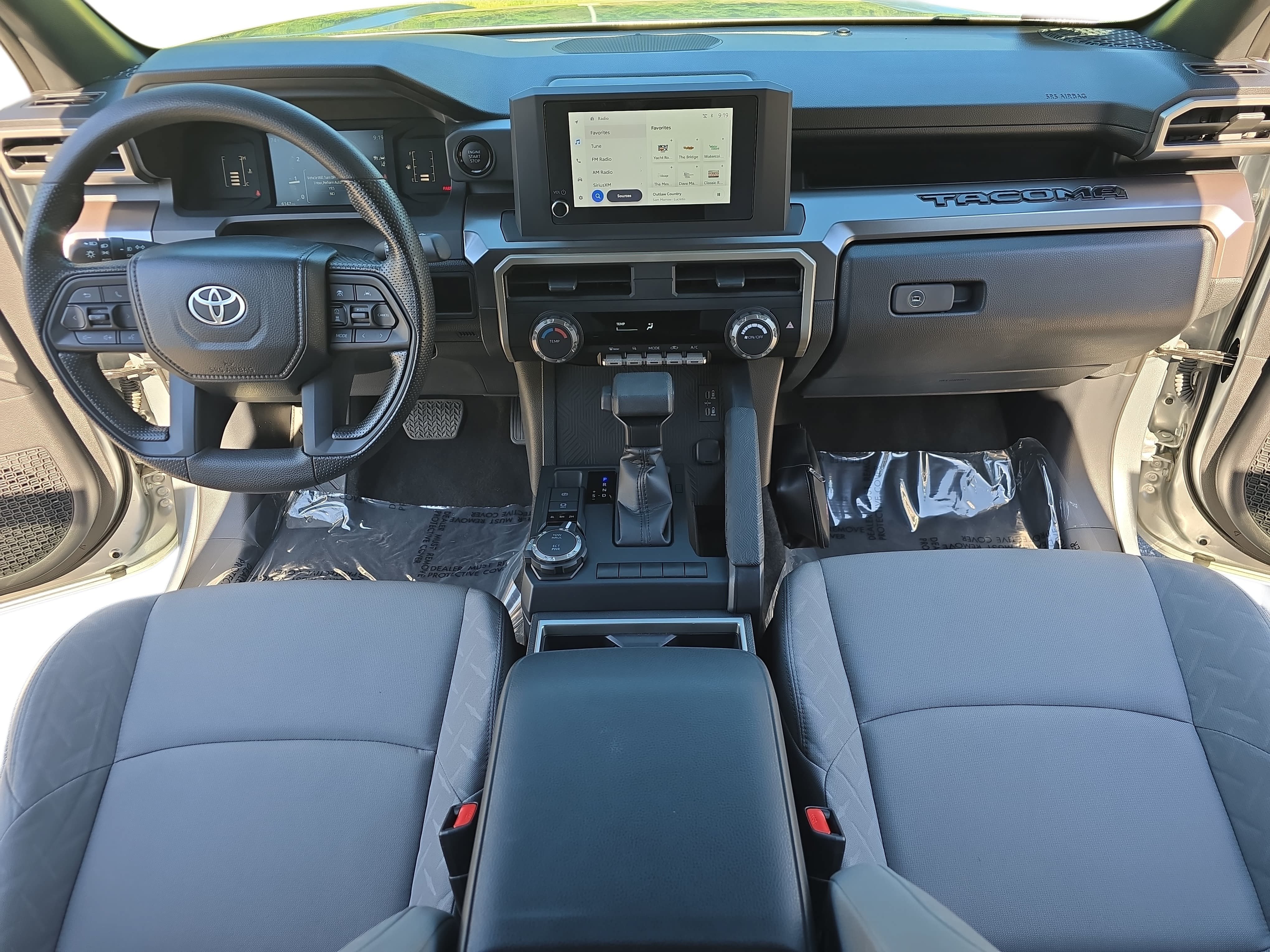 Certified 2024 Toyota Tacoma SR5 AWD/4WD image 9