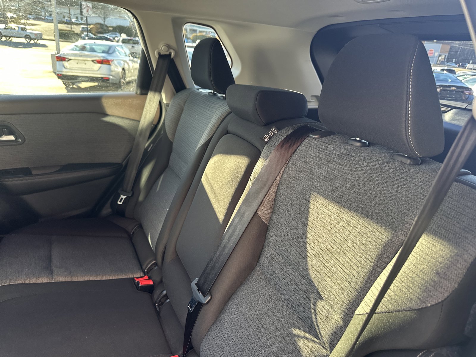 Used 2022 Nissan Rogue SV AWD/4WD image 22
