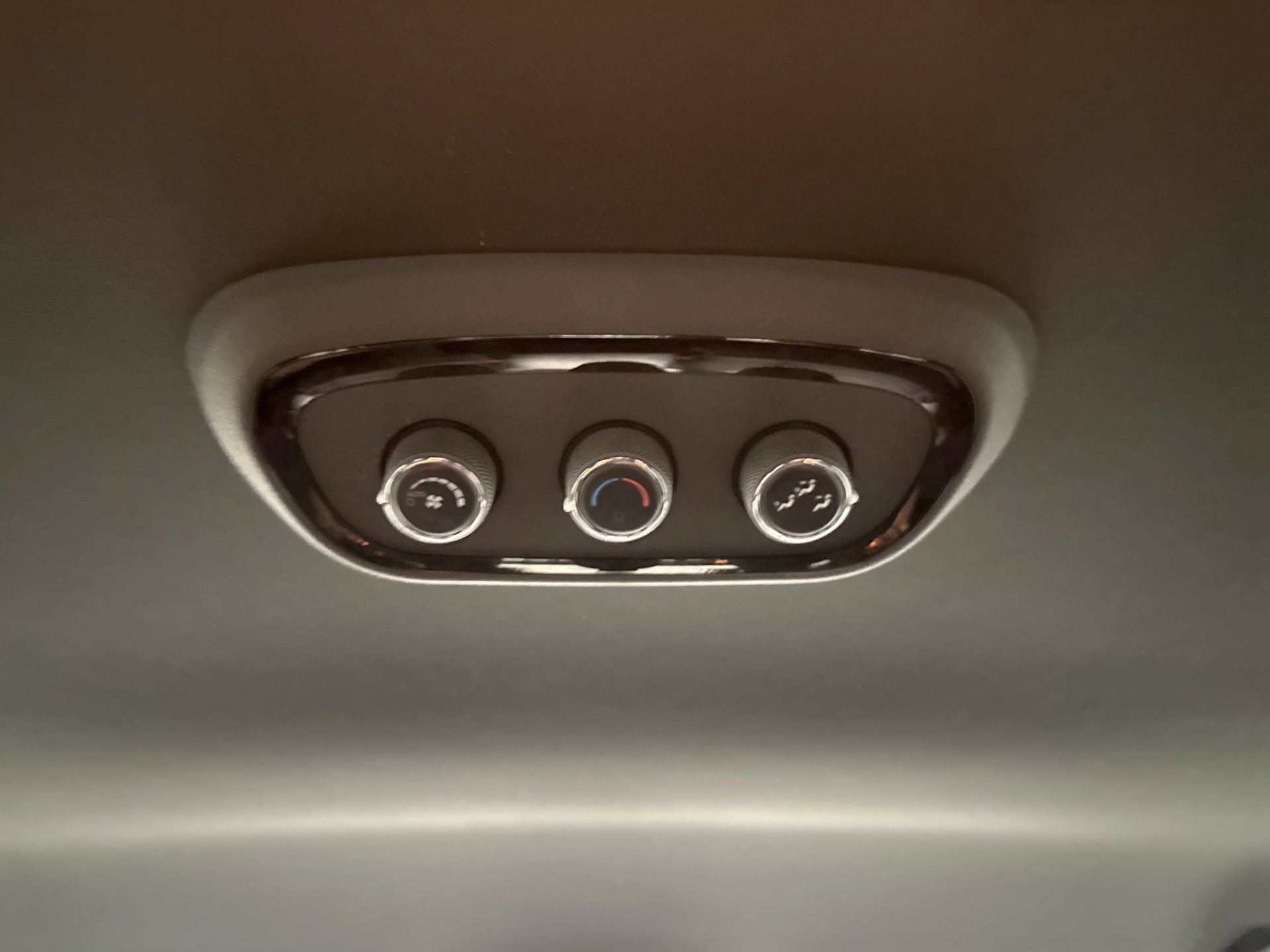 Used 2023 Dodge Durango SXT Launch Edition image 18