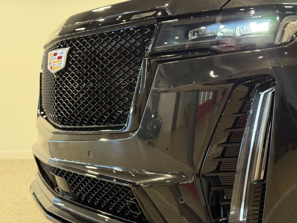 Used 2024 Cadillac Escalade V w/ Heavy-Duty Trailer Package AWD/4WD image 4