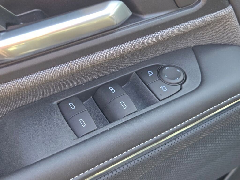 New 2026 GMC Sierra EV Elevation image 22