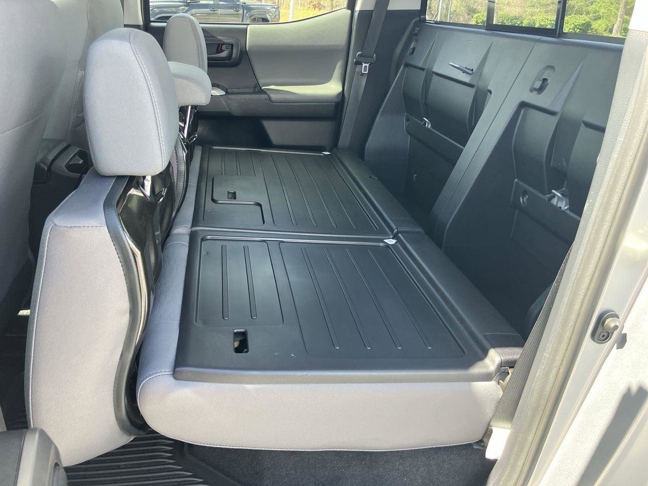 Used 2019 Toyota Tacoma SR5 image 25