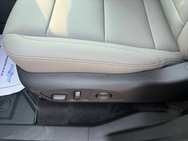 New 2026 GMC Acadia Elevation w/ Elevation Premium Package AWD/4WD image 18