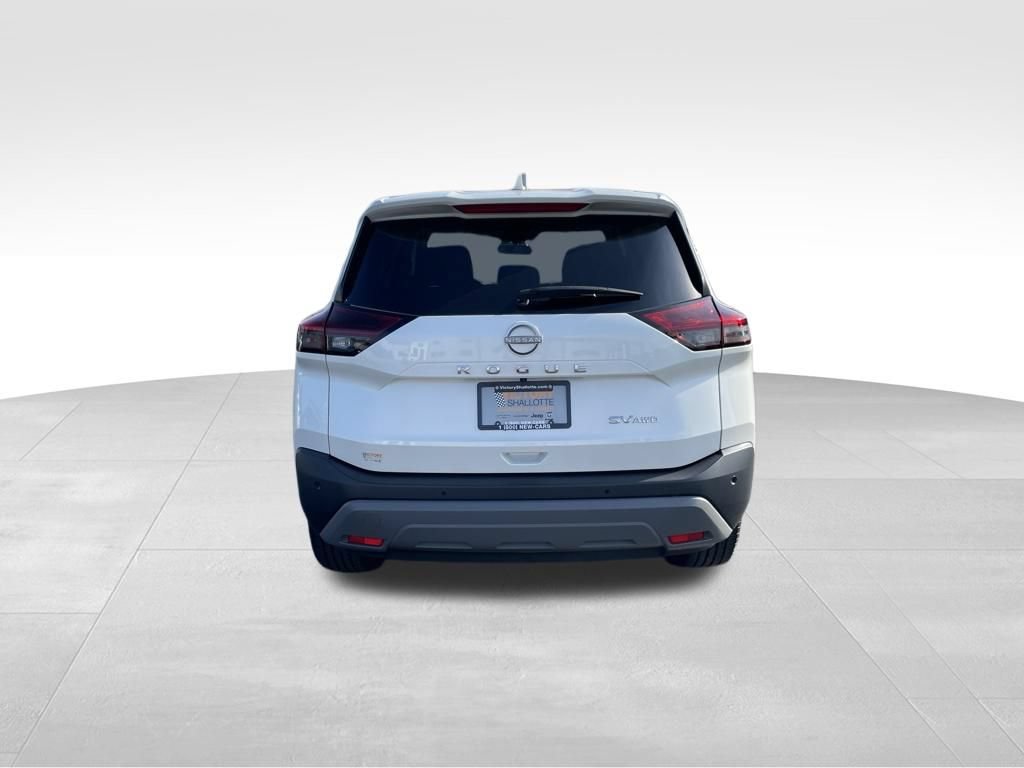 Used 2023 Nissan Rogue SV AWD/4WD image 7