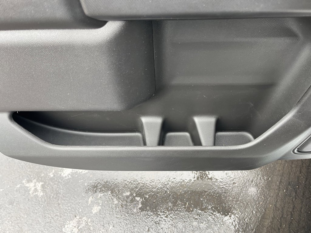 Used 2024 GMC Sierra 1500 Pro w/ Pro Value Package image 11