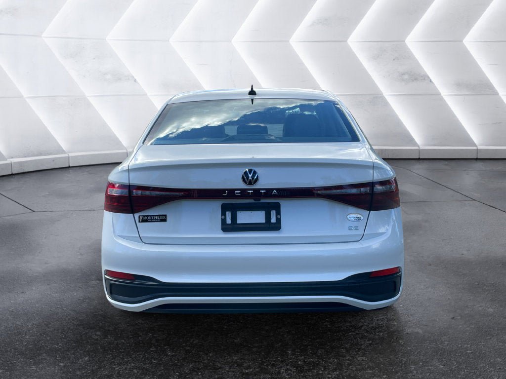 Certified 2026 Volkswagen Jetta SE FWD image 5