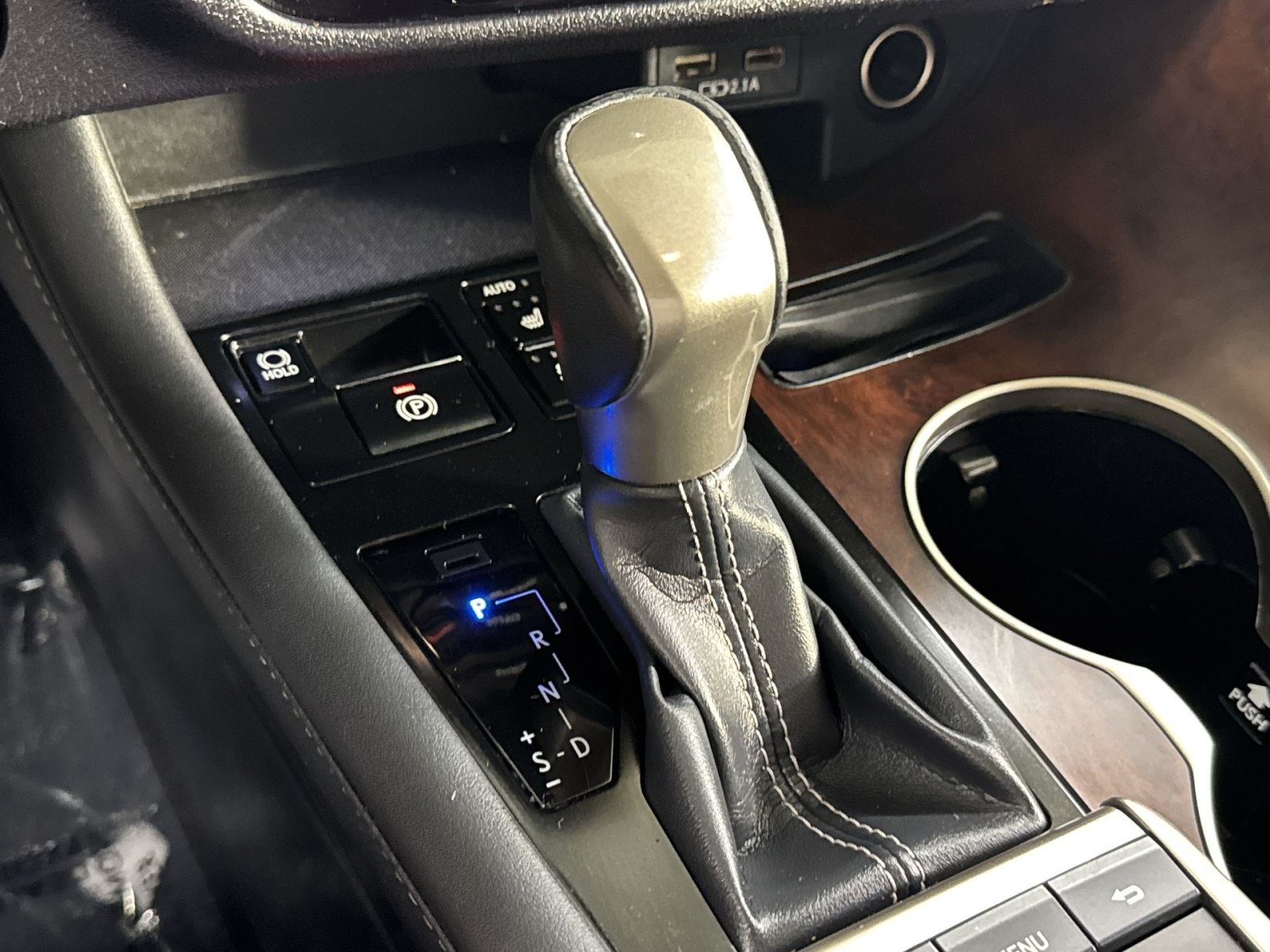 Used 2020 Lexus RX 450h AWD w/ Premium Package image 34