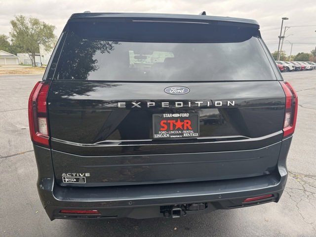 New 2025 Ford Expedition Active image 4