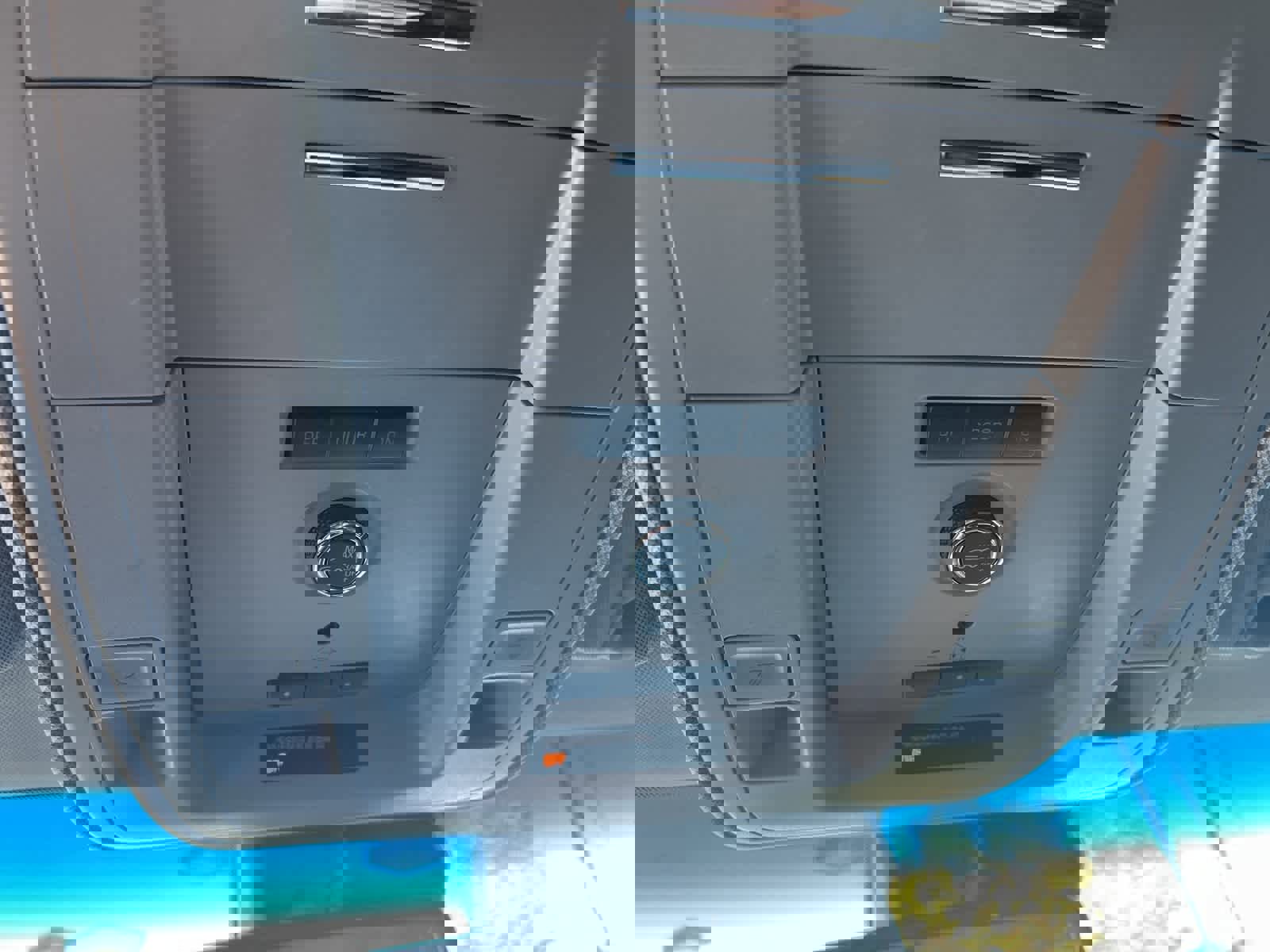 Used 2018 GMC Yukon SLT w/ HD Trailering Package image 41