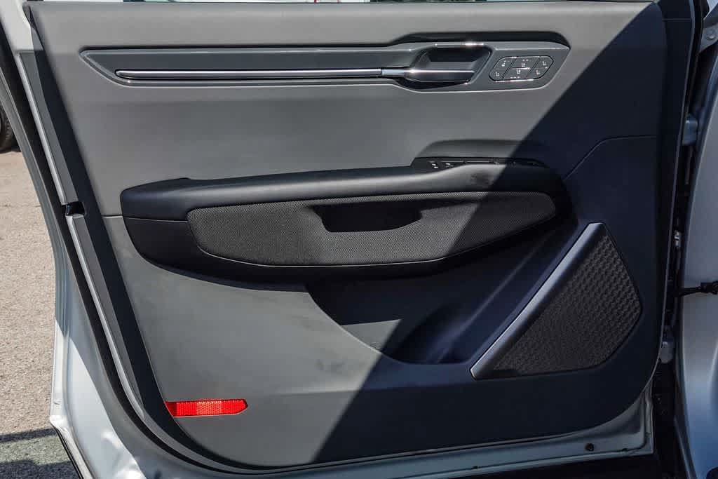 Certified 2024 Kia EV9 GT-Line AWD/4WD image 19