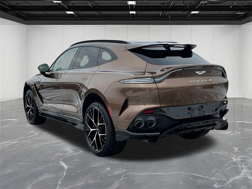 New 2026 Aston Martin DBX 707 image 3