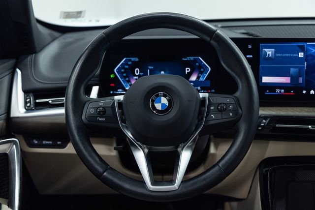 Used 2025 BMW X1 xDrive28i w/ Technology Package image 14