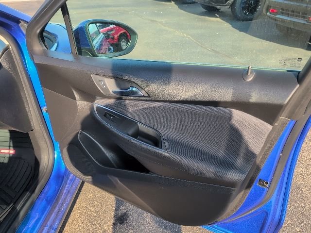 Used 2017 Chevrolet Cruze LT w/ Convenience Package FWD image 32