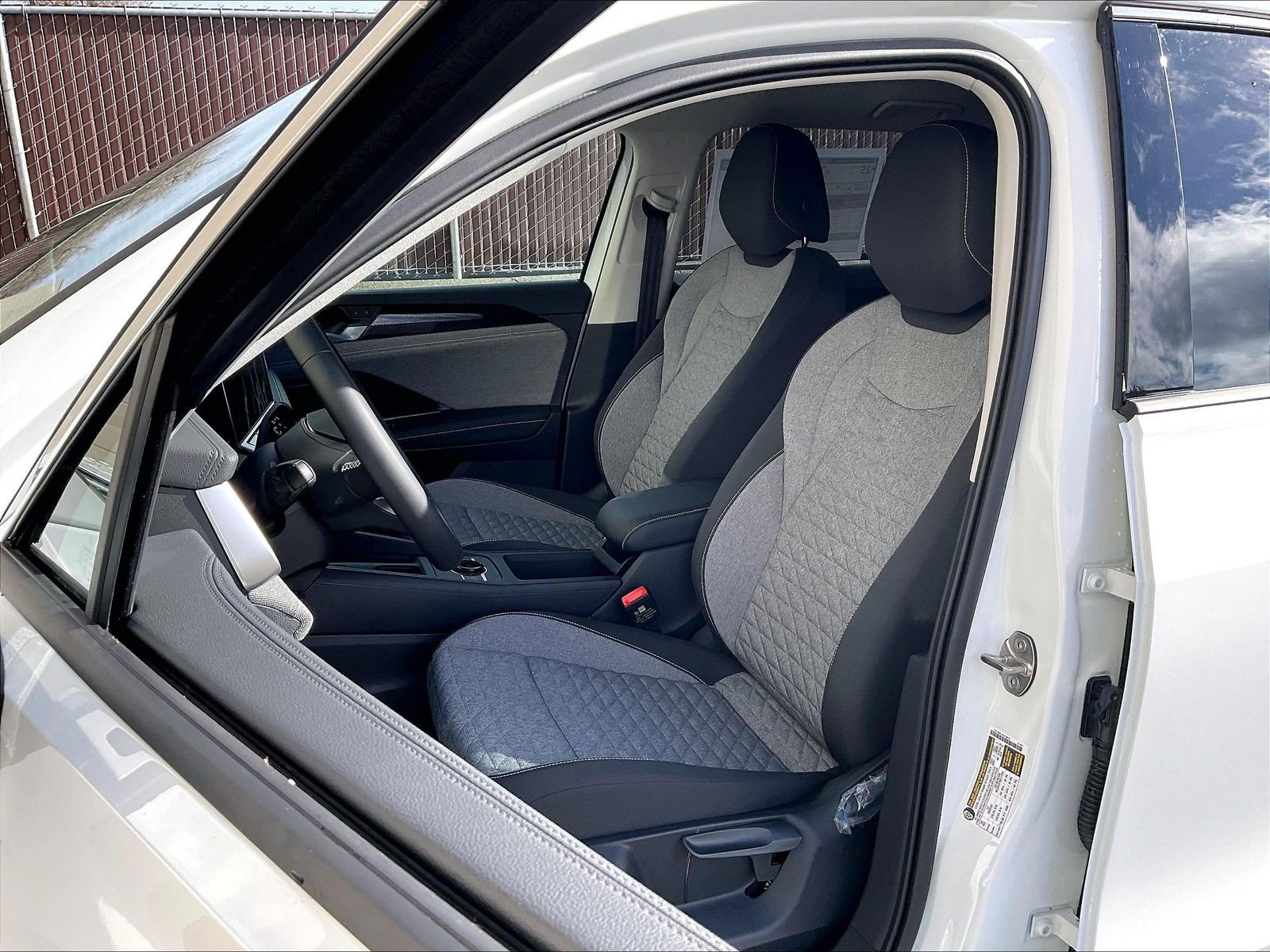 New 2026 Volkswagen Tiguan S AWD/4WD image 8