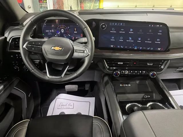 Used 2025 Chevrolet Tahoe Premier w/ Sun And Tow Package AWD/4WD image 18