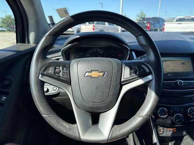 Used 2017 Chevrolet Trax Premier w/ Driver Confidence II Package AWD/4WD image 10
