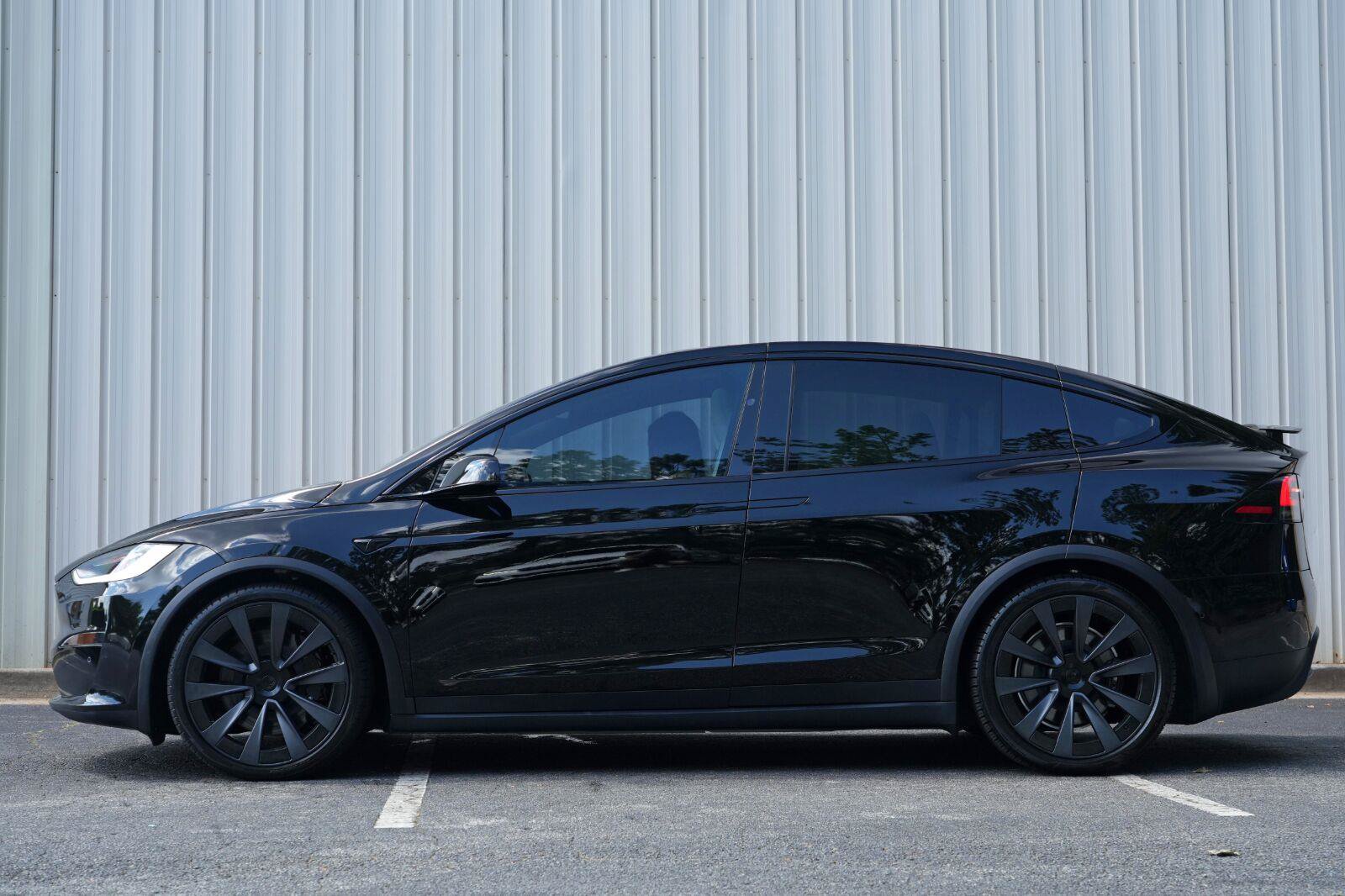 Used 2023 Tesla Model X Plaid AWD/4WD image 9