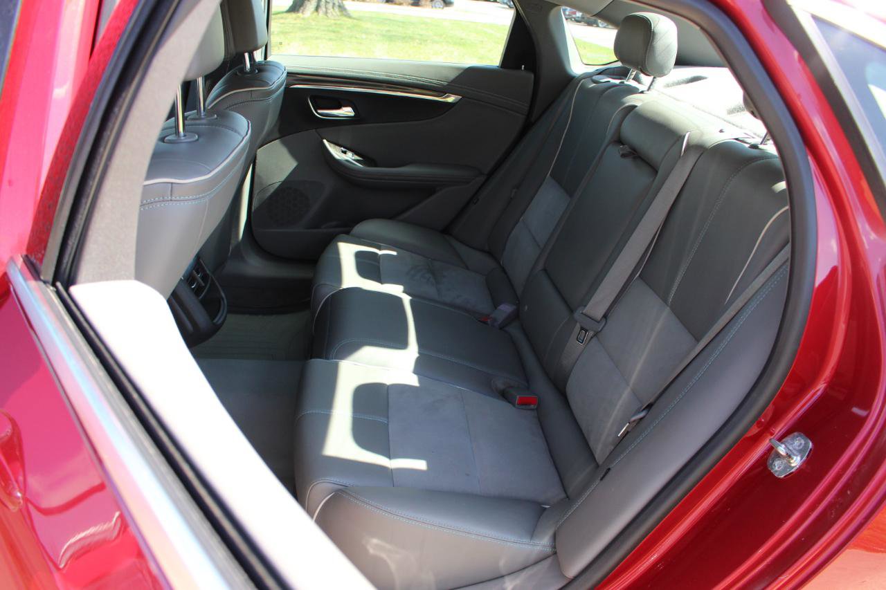 Used 2014 Chevrolet Impala LT w/ Premium Seating Package image 31
