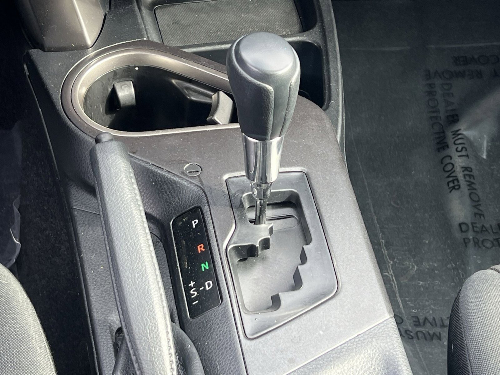 Used 2018 Toyota RAV4 LE image 20