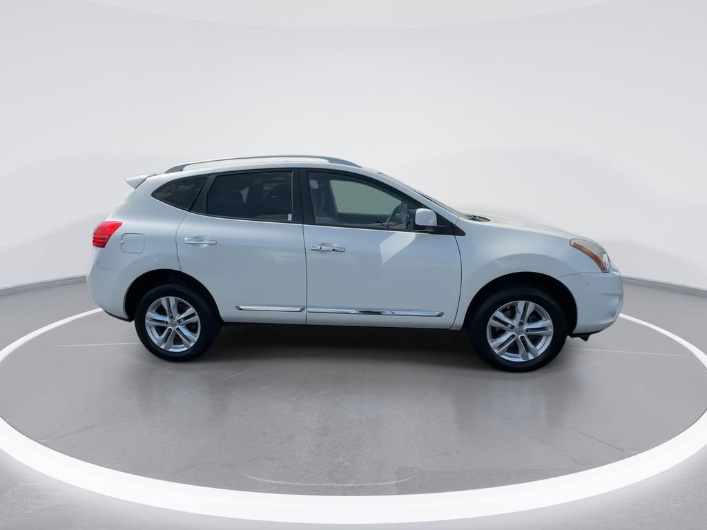 Used 2012 Nissan Rogue SV image 9
