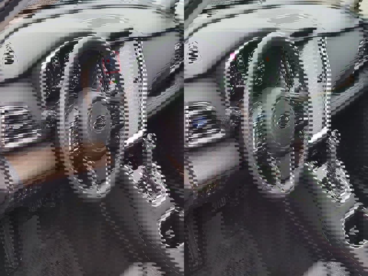 Used 2023 Subaru Outback Touring image 2