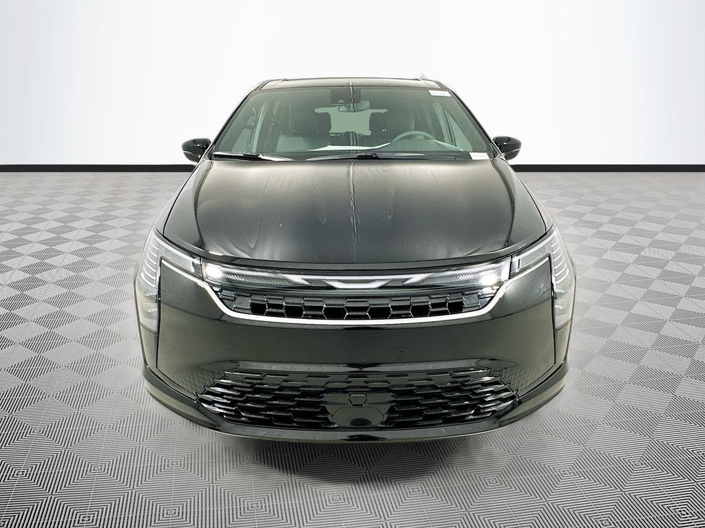 New 2027 Chrysler Pacifica Select FWD image 2